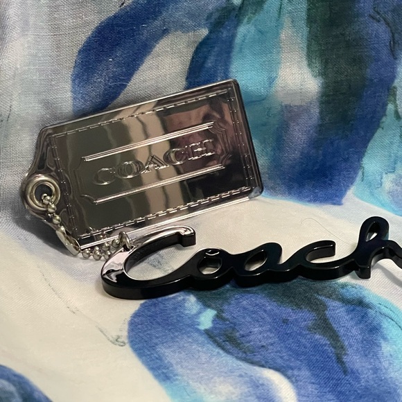Rare Black Vintage Coach Poppy hang tag/charm large - Picture 1 of 10
